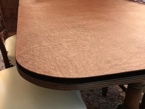 Table pad with round corner